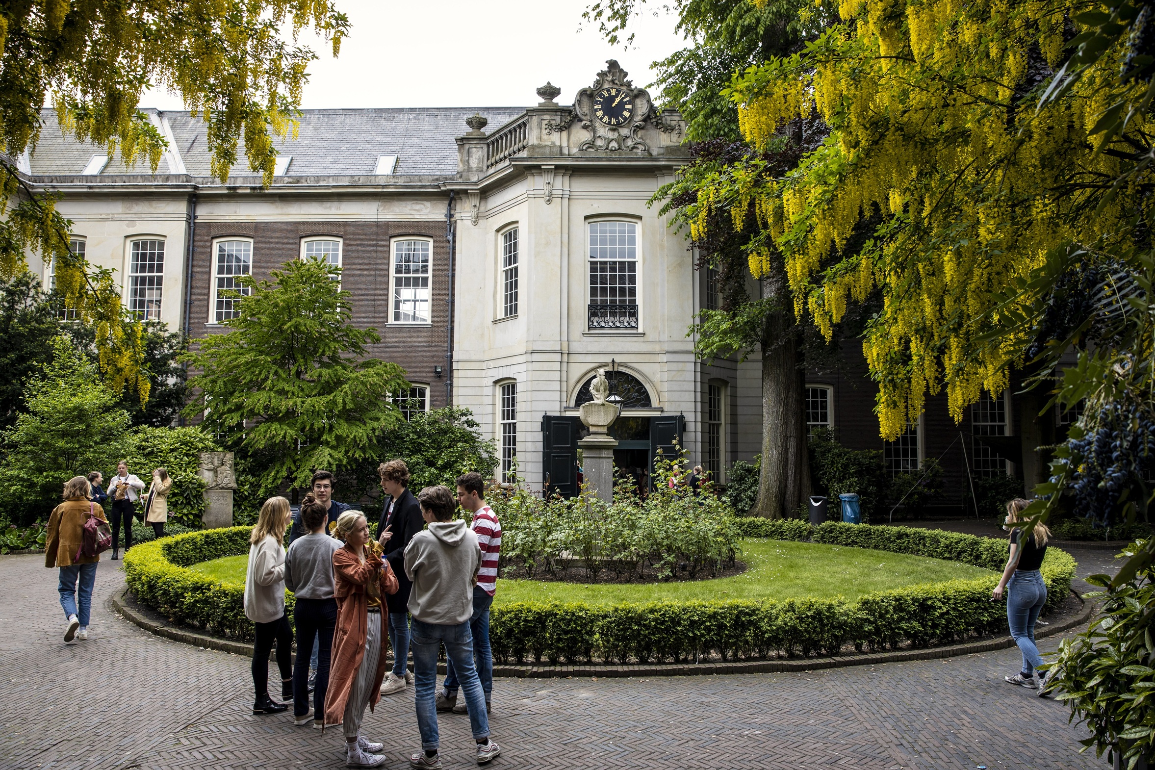 Summer courtyard of a stately University of Amsterdam building
