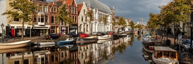Leiden: bootjes in de gracht