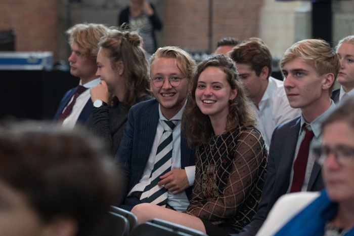 The students make their appearance in the Pieterskerk.