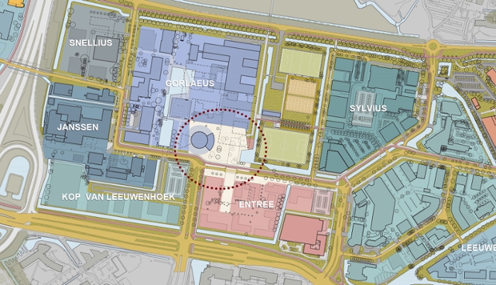 Het nieuwe Campusplein komt tussen het entreegebied aan de Plesmanlaan en het Gorleaus te liggen.