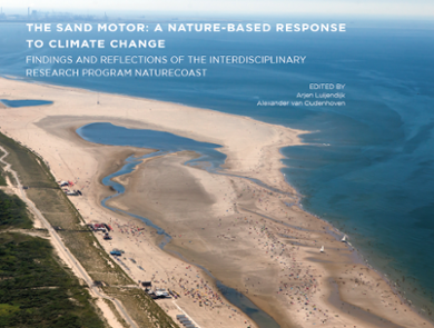 Het boek The Sandmotor bevat de hoogtepunten van het interdisciplinaire onderzoeksproject aan De Zandmotor voor de kust van Den Haag.