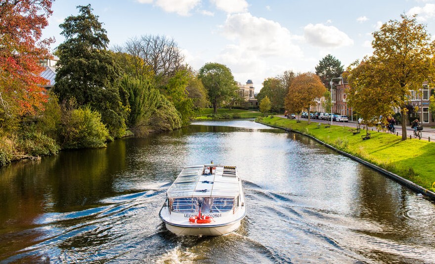 Stap in de borrelboot met de HSVL