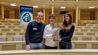 De winnaars van de juryprijs met hun docent