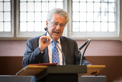 De Oostenrijkse oud-president Heinz Fischer.