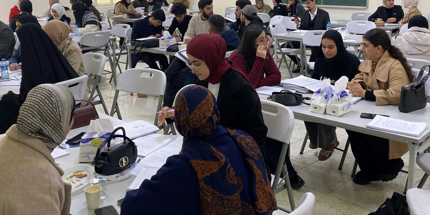 Een ambitieus onderwijsprogramma brengt wiskunde naar studenten over de hele wereld