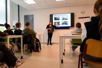 Guest lecture by political scientist Leila Demarest