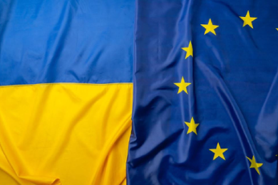Flags of the EU and Ukraine