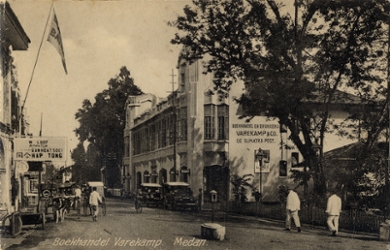 Bekijk in Digital Collections